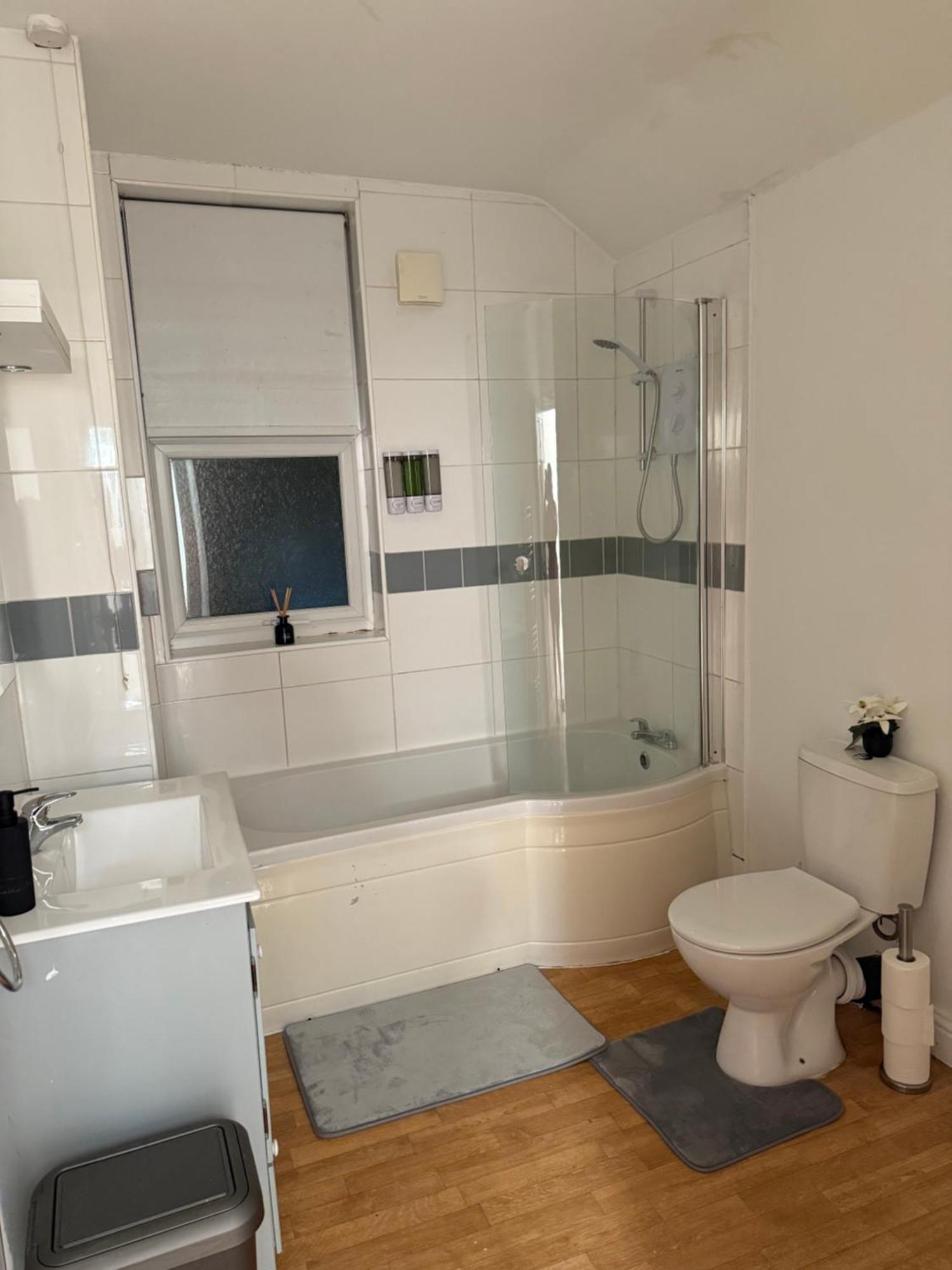 3 Bedroom Terraced Home نوتينغهام المظهر الخارجي الصورة