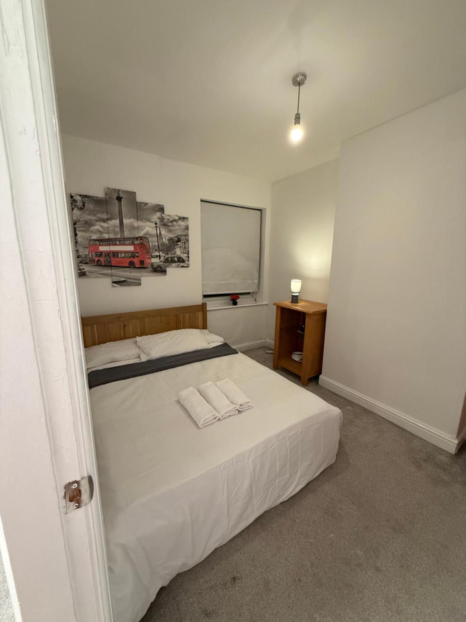 3 Bedroom Terraced Home نوتينغهام المظهر الخارجي الصورة