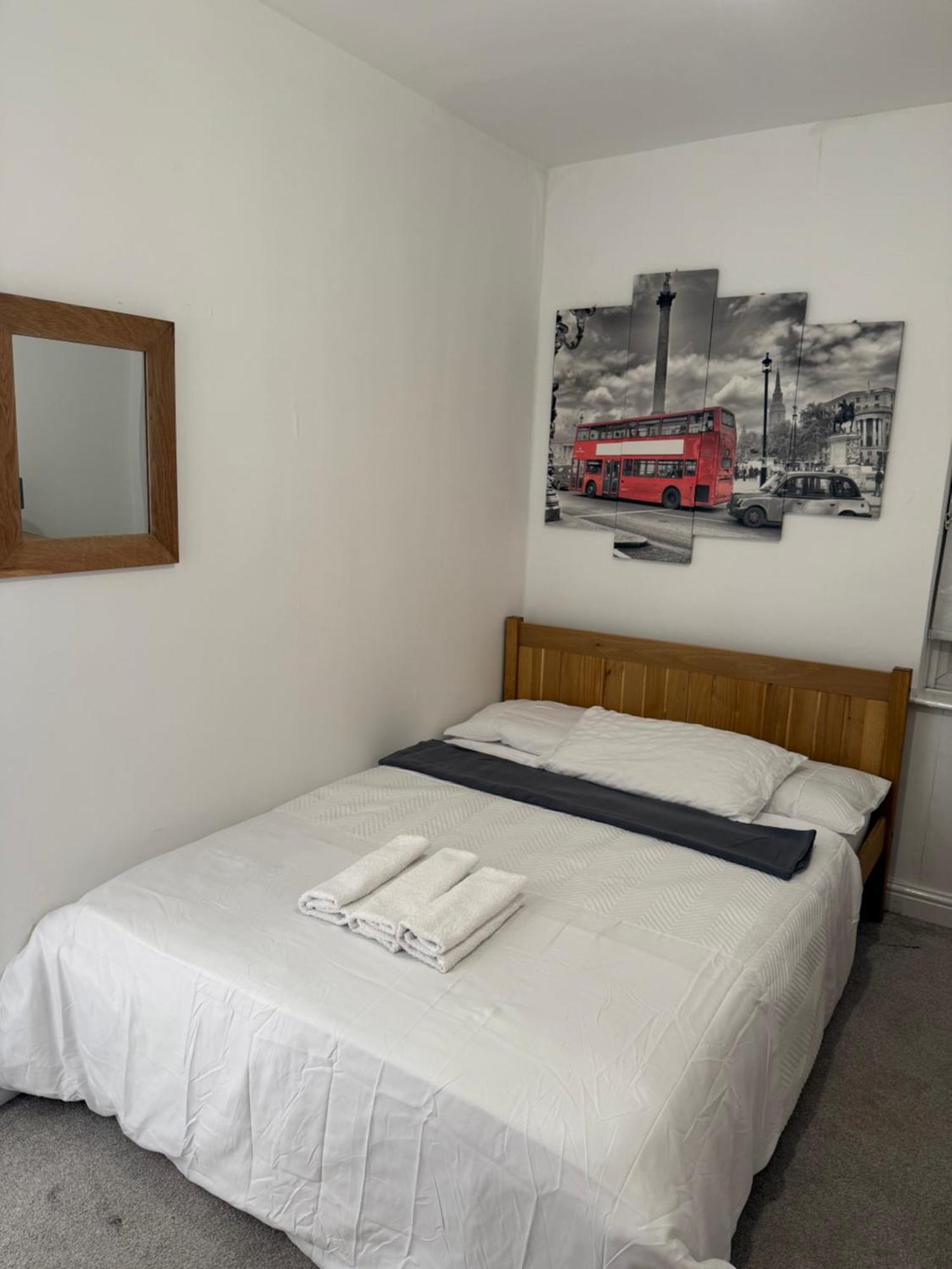 3 Bedroom Terraced Home نوتينغهام المظهر الخارجي الصورة